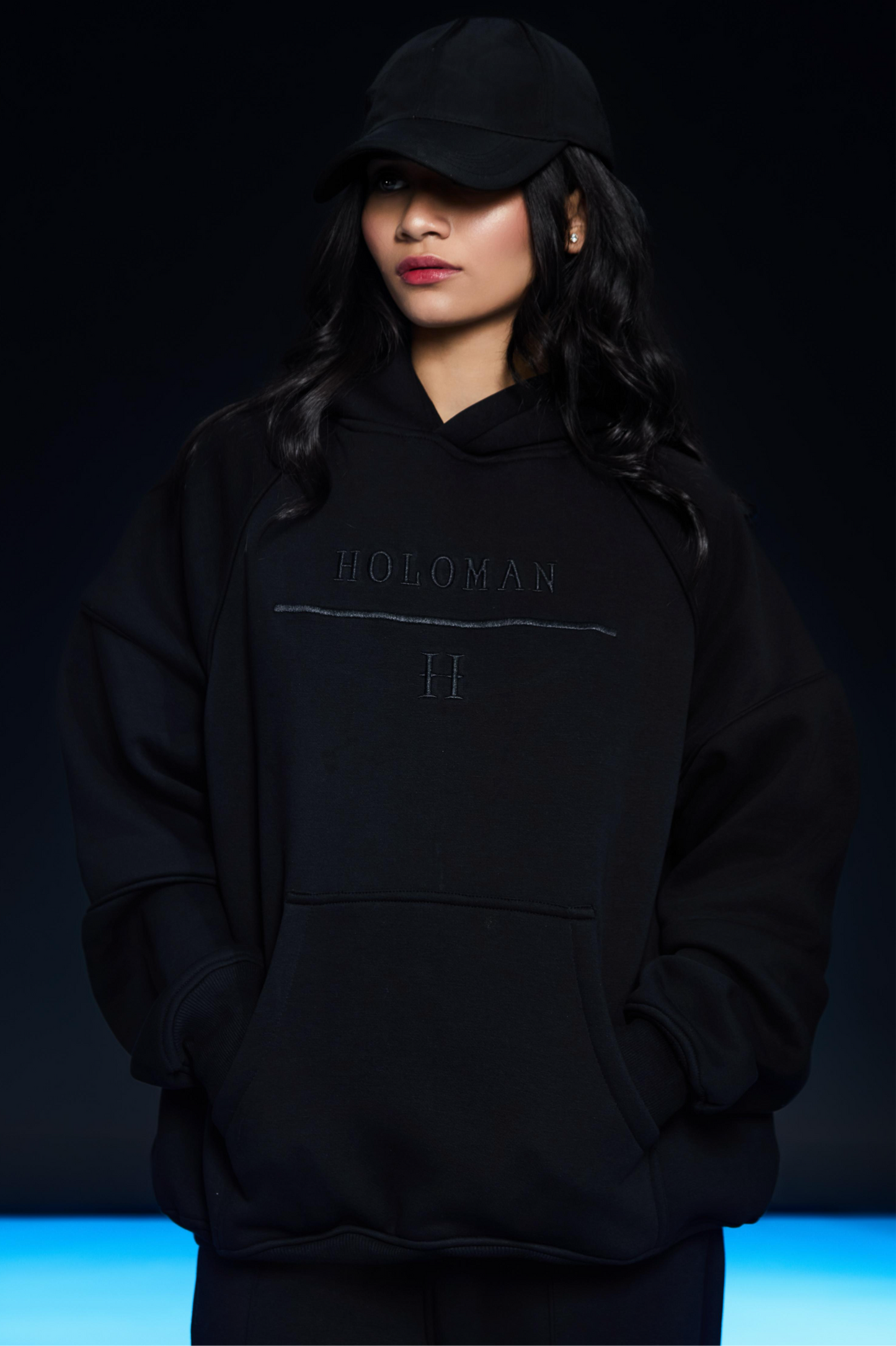 SIGNATURE HOODIE